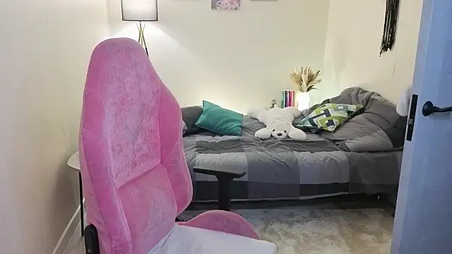 Snapshot of Lill_Mary chatting on October 12, 2025, 2:10 am Lill Mary online show from October 12, 2025, 2:10 am