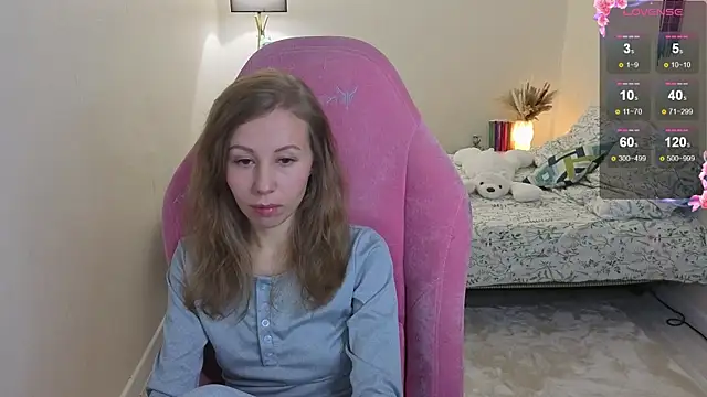 Snapshot of Lill_Mary chatting on October 18, 2025, 12:02 am Lill Mary online show from October 18, 2025, 12:02 am