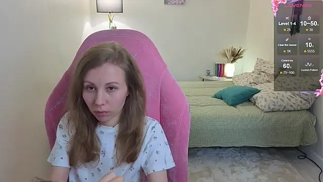 Snapshot of Lill_Mary chatting on October 22, 2025, 6:13 am Lill Mary online show from October 22, 2025, 6:13 am