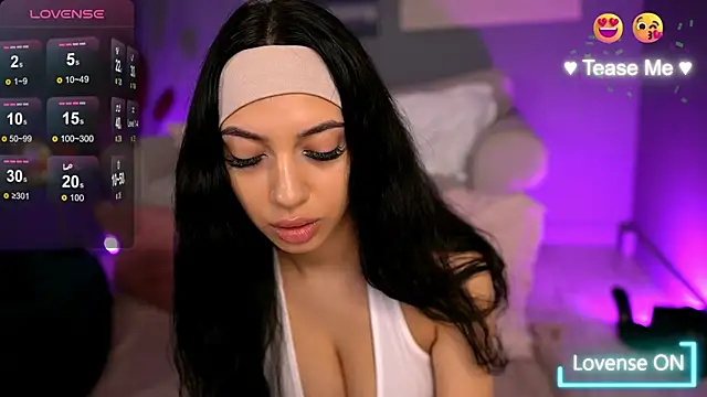 BetsyGonzale online show from February 21, 2025, 4:18 am