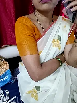 anuradha1432 online show from March 11, 2026, 9:26 am