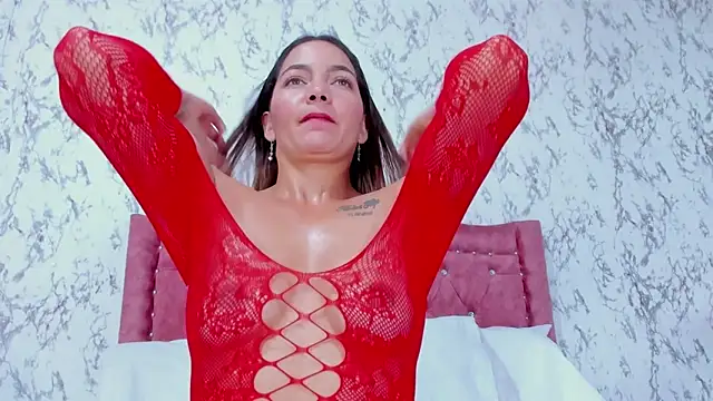 Mia Malkovaa  online show from November 13, 2025, 4:28 pm