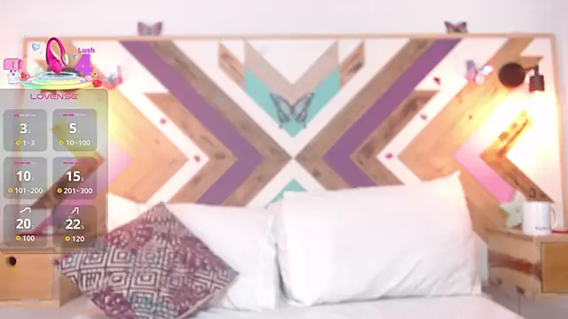 Katia Wilson online show from September 10, 2025, 8:53 pm