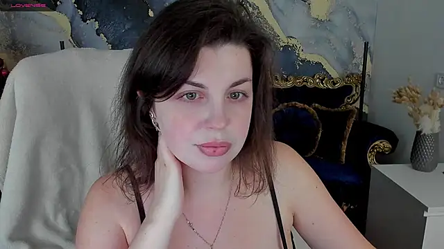 Snapshot of MirandaWong chatting on December 24, 2024, 8:38 pm MirandaWong online show from December 24, 2024, 8:38 pm