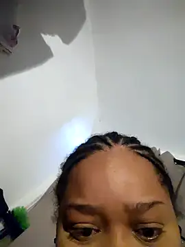 Snapshot of vic_pretynhaa chatting on February 16, 2026, 12:23 pm vic pretynhaa online show from February 16, 2026, 12:23 pm