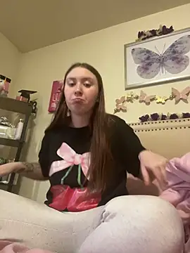 Snapshot of papsmirf__ chatting on February 25, 2026, 7:34 pm papsmirf online show from February 25, 2026, 7:34 pm