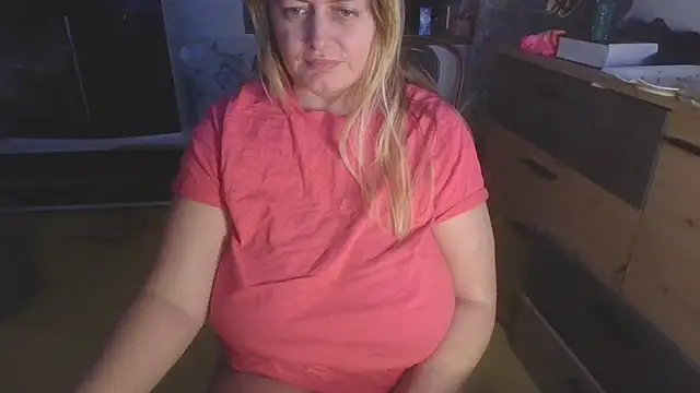 Meliss Official9 online show from February 12, 2026, 10:38 pm