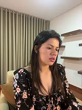 Alice Biel online show from January 22, 2025, 12:38 am