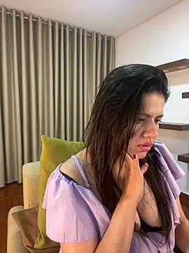 Alice Biel online show from January 25, 2025, 4:13 am