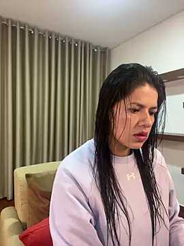 Alice Biel online show from March 7, 2025, 11:40 am