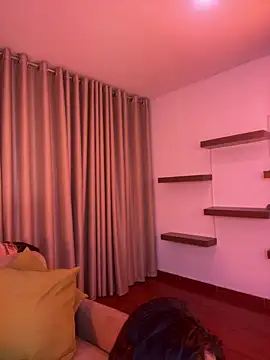 Alice Biel online show from April 3, 2026, 11:25 pm