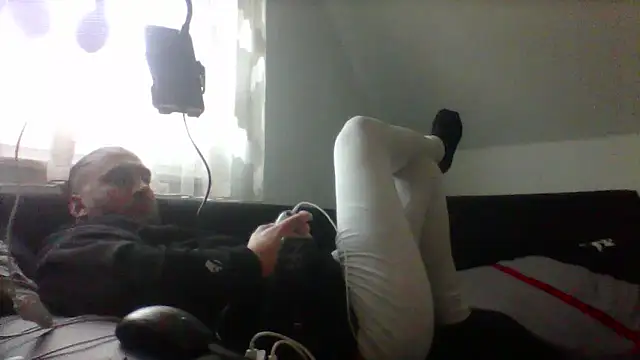 Snapshot of NewyorkDimi chatting on March 13, 2026, 6:20 am NewyorkDimi online show from March 13, 2026, 6:20 am