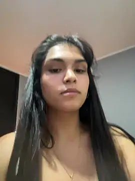 Snapshot of sc4ry_girl1 chatting on December 18, 2024, 2:53 am sc4ry girl1 online show from December 18, 2024, 2:53 am