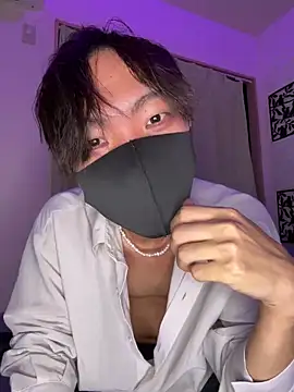 UKI06 online show from January 15, 2025, 4:21 pm