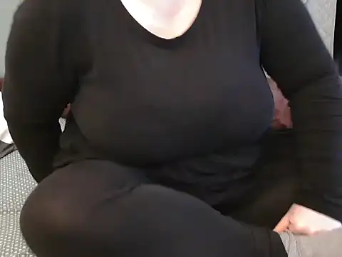 MarthaBriest online show from March 4, 2025, 6:37 am