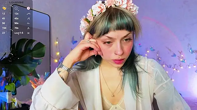 lavenderluxe online show from March 6, 2026, 11:39 am