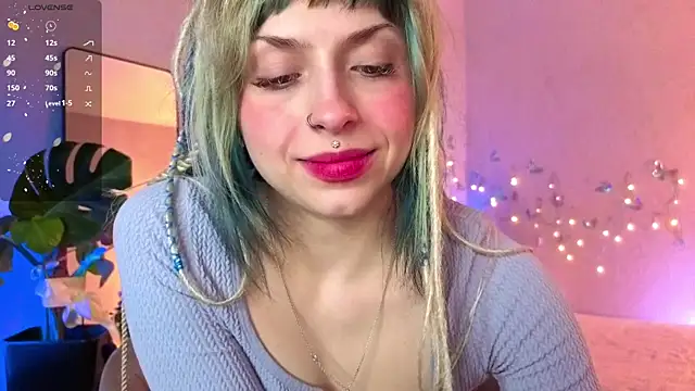 lavenderluxe online show from March 24, 2026, 6:24 pm