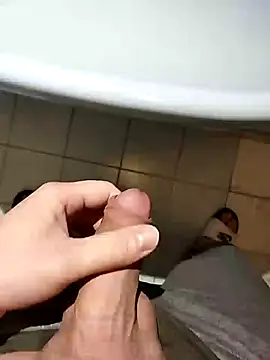 Snapshot of hexsmith96 chatting on March 4, 2025, 8:02 am hexsmith96 online show from March 4, 2025, 8:02 am