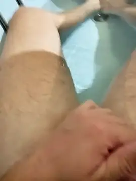 Snapshot of hexsmith96 chatting on October 15, 2025, 4:07 pm hexsmith96 online show from October 15, 2025, 4:07 pm