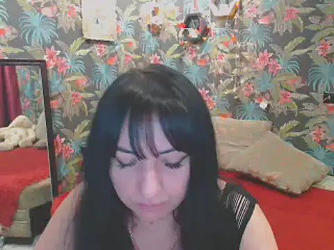 SusanLaNice online show from December 7, 2024, 4:47 pm