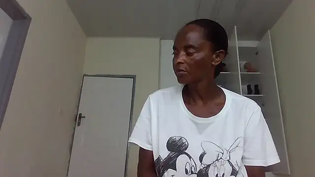 Snapshot of sweets_80 chatting on April 16, 2026, 9:10 am sweets 80 online show from April 16, 2026, 9:10 am