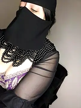 Snapshot of -Arab_milf- chatting on February 12, 2025, 11:29 am -Arab milf- online show from February 12, 2025, 11:29 am