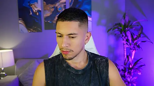 Snapshot of Aaronfox_x chatting on January 5, 2025, 3:43 am Aaronfox x online show from January 5, 2025, 3:43 am