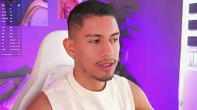 Snapshot of Aaronfox_x chatting on January 27, 2025, 1:19 pm Aaronfox x online show from January 27, 2025, 1:19 pm
