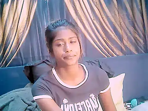 Snapshot of indiantimtim4u chatting on December 15, 2024, 10:04 pm indiantimtim4u online show from December 15, 2024, 10:04 pm