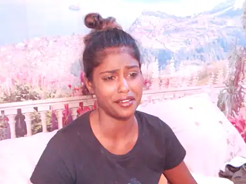 Snapshot of indiantimtim4u chatting on January 3, 2025, 11:33 pm indiantimtim4u online show from January 3, 2025, 11:33 pm