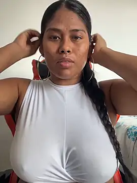 Snapshot of hurren_pasha chatting on January 6, 2026, 5:16 pm hurren pasha online show from January 6, 2026, 5:16 pm