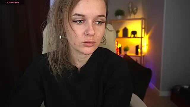Snapshot of MaribelRiverr_ chatting on December 16, 2024, 6:32 am MaribelRiverr online show from December 16, 2024, 6:32 am