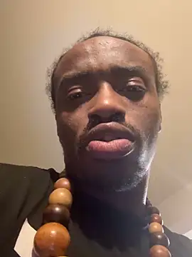 exotic  couple online show from December 4, 2025, 6:23 am