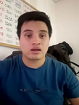 Snapshot of ahntony__69 chatting on November 4, 2025, 5:39 am ahntony 69 online show from November 4, 2025, 5:39 am