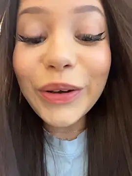 Chloe  Moon online show from February 15, 2026, 3:09 pm