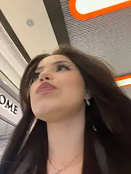 Chloe  Moon online show from April 2, 2026, 3:42 pm