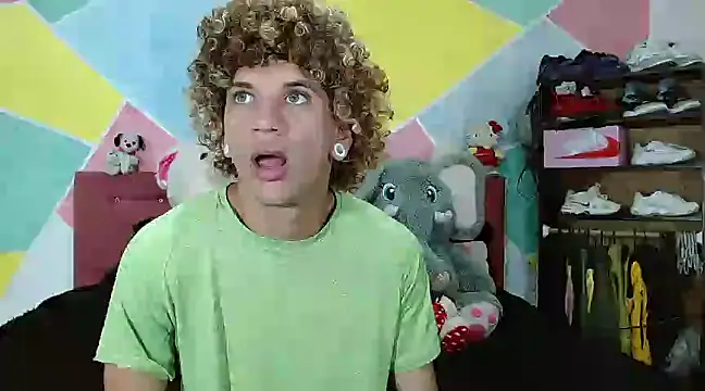 tylor boy online show from January 8, 2025, 6:09 pm