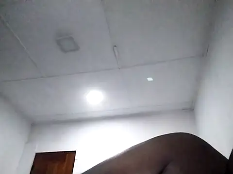 Snapshot of nikini1621 chatting on November 9, 2025, 2:54 am nikini1621 online show from November 9, 2025, 2:54 am