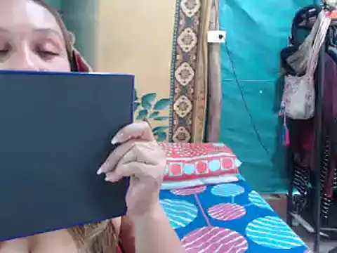 mom son dirty online show from September 18, 2025, 2:52 pm