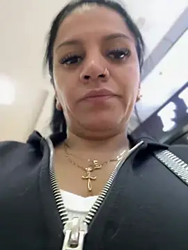 Snapshot of Milff_parkerrr chatting on January 18, 2025, 12:24 am Milff parkerrr online show from January 18, 2025, 12:24 am