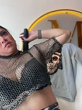 Snapshot of Milff_parkerrr chatting on January 22, 2025, 2:46 pm Milff parkerrr online show from January 22, 2025, 2:46 pm