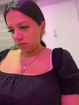 Milff parkerrr online show from April 13, 2026, 10:26 pm