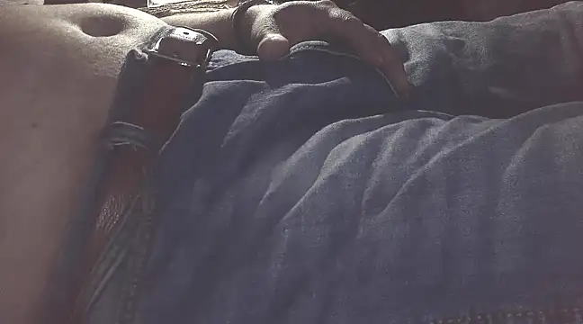 briefsguy4lifexh online show from March 1, 2025, 4:15 am