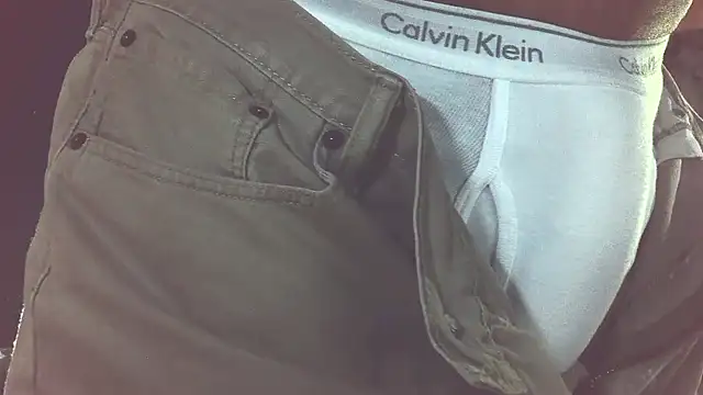 briefsguy4lifexh online show from March 22, 2026, 7:45 am