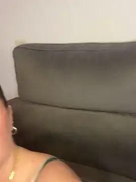 vanessaNL online show from December 1, 2024, 6:41 pm