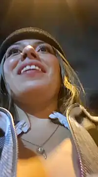 Sweel Leyva18 online show from February 1, 2025, 3:52 am