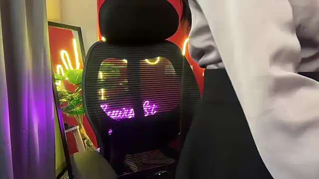 simrann 69 online show from September 21, 2025, 11:01 am