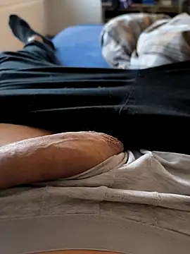 Snapshot of Kevoon991 chatting on March 12, 2025, 4:13 pm Kevoon991 online show from March 12, 2025, 4:13 pm