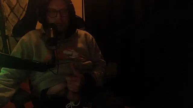 chicostick413 online show from March 17, 2026, 1:43 am