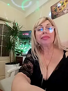 Snapshot of SusieNoreen chatting on February 26, 2025, 2:14 pm SusieNoreen online show from February 26, 2025, 2:14 pm